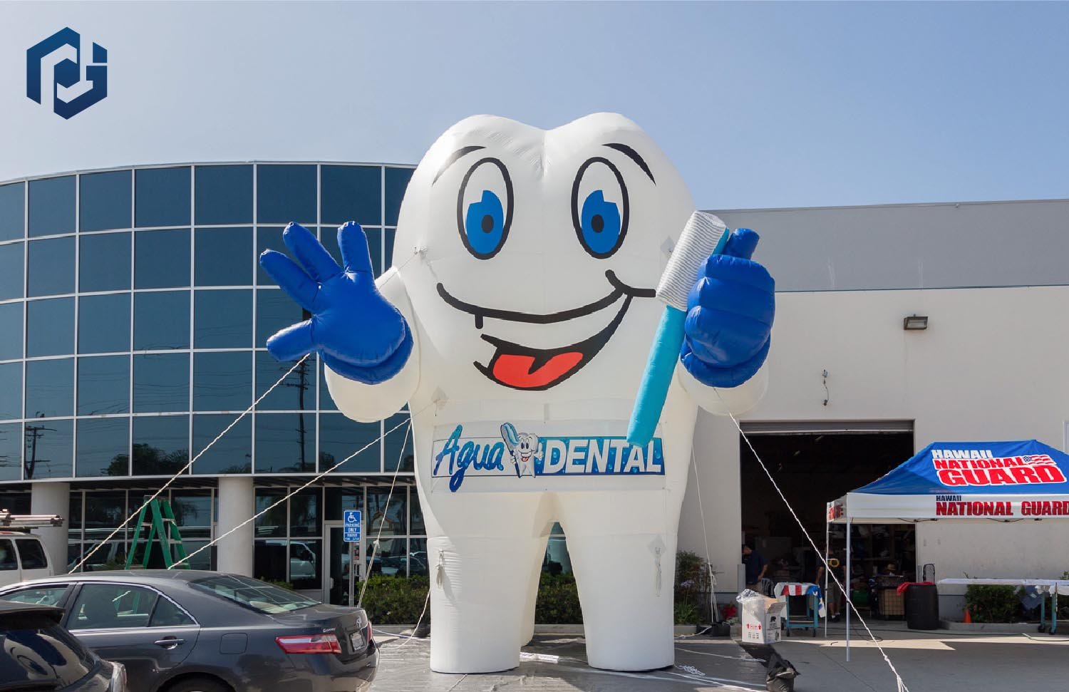 custom-30-foot-inflatable-tooth