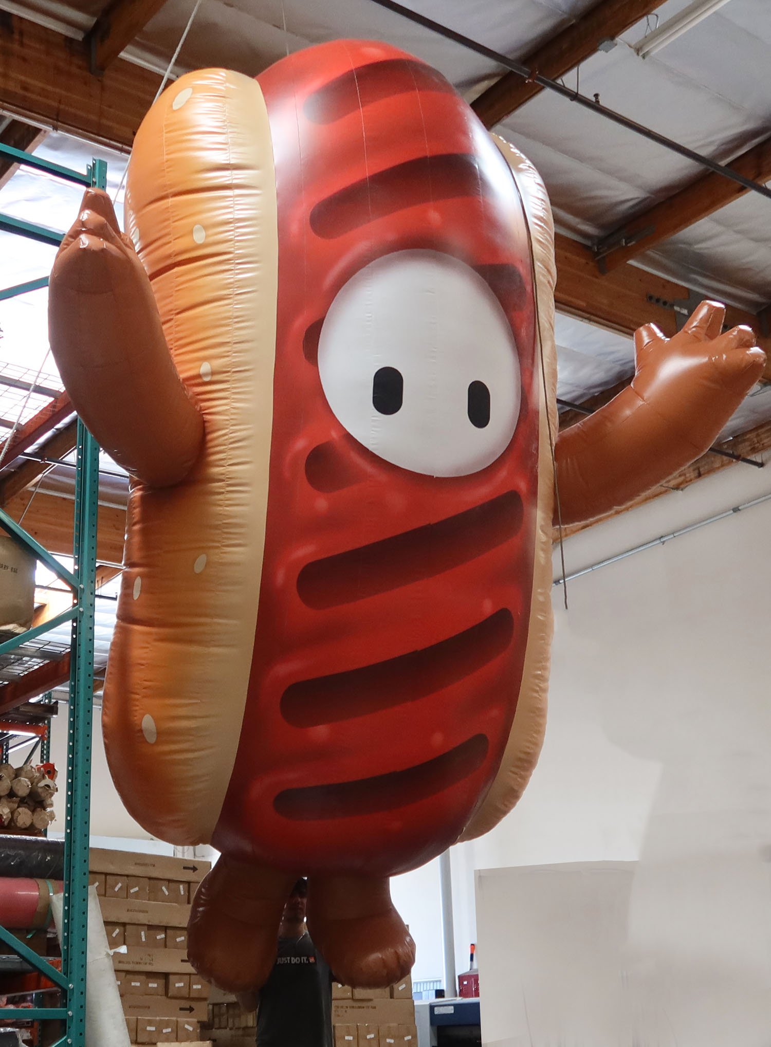 inflatable-hot-dog