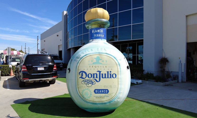 inflatable-tequila-bottle-replica